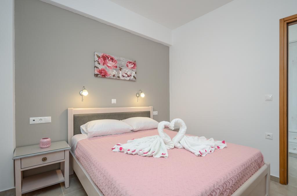 Margaritis Apartments 2 Agia Anna  エクステリア 写真